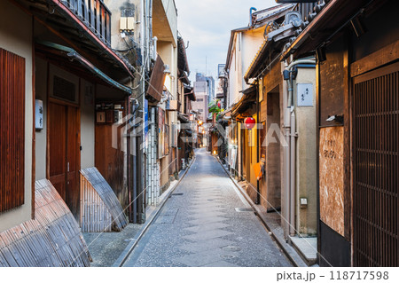 京都 先斗町 朝景 京都 先斗町 朝景 118717598