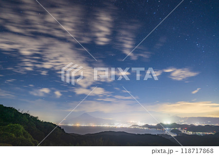 【静岡県】駿河湾越しに星景富士 118717868
