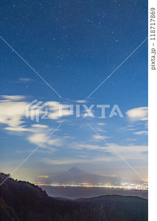 【静岡県】駿河湾越しに星景富士 118717869