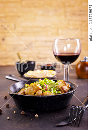 Fried meat with herb and spices. Fried meat with herb and spices. 118719671