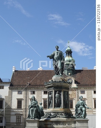 Statue of Emperor Franz I in Inner Castle Square of Hofburg in Vienna Statue of Emperor Franz I in Inner Castle Square of Hofburg in Vienna 118722536