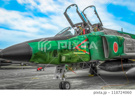 RF-4E RF-4E 118724060