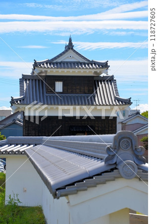西尾城 二之丸丑寅櫓と屏風折れの土塀 西尾城 二之丸丑寅櫓と屏風折れの土塀 118727605