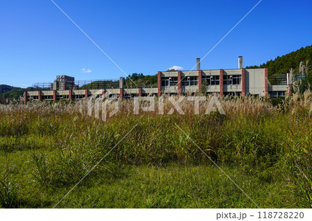 歌志内市立神威小学校(廃校) 歌志内市立神威小学校(廃校) 118728220