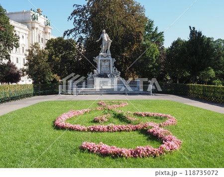 Mozart Monument in Vienna Mozart Monument in Vienna 118735072