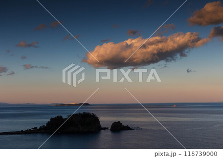 美しい海岸の夕景 美しい海岸の夕景 118739000