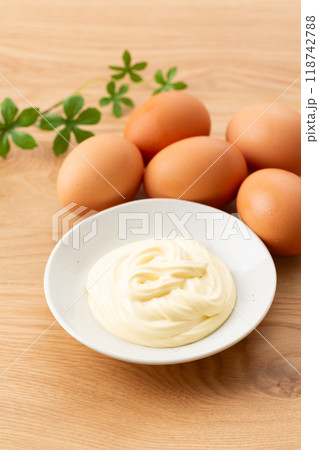 マヨネーズと生卵 118742788