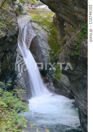 小川の大滝 118746105