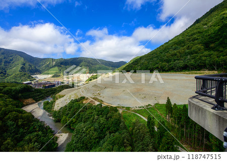 2024年9月ダム工事現場　夢仙人大橋より　秋田県 118747515