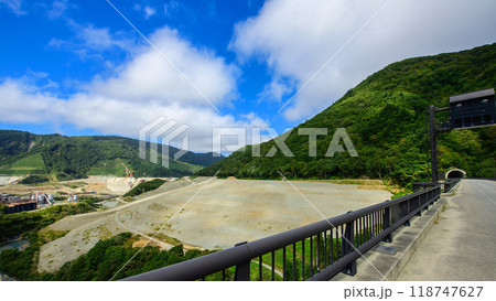 2024年9月ダム工事現場　夢仙人大橋より　秋田県 118747627