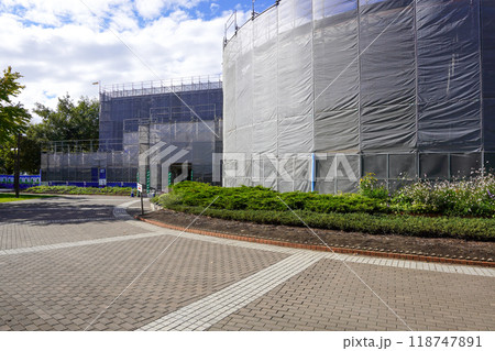農試公園・工事中のツインキャップ 農試公園・工事中のツインキャップ 118747891