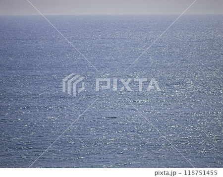 Ocean water surface in sunlight Ocean water surface in sunlight 118751455
