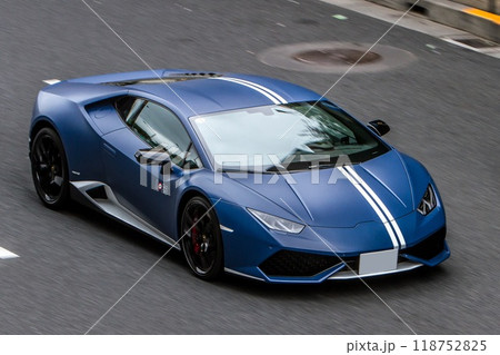 ランボルギーニ　ウラカン 118752825