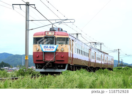 【えちごトキめき鉄道】413系＋455系〜交直流急行色〜（妙高はねうまライン：高田〜春日山） 118752928