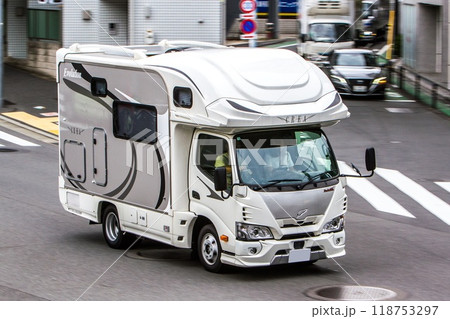 キャンピングカー 118753297