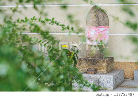 圓光禅寺、満開の萩〈愛知県稲沢市〉 圓光禅寺、満開の萩〈愛知県稲沢市〉 118753487