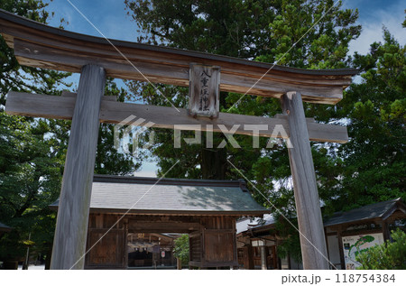 〈島根県〉八重垣神社　一の鳥居　随神門 118754384