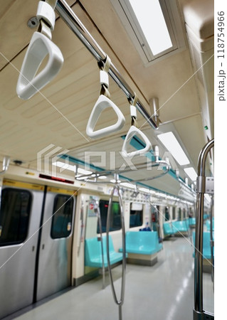 台北MRT車内 118754966