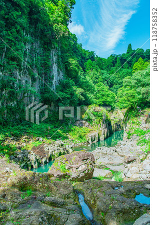 真夏の高千穂峡 真夏の高千穂峡 118758352
