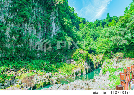 真夏の高千穂峡 118758355