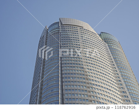 ビルと空。六本木ヒルズ。 118762916