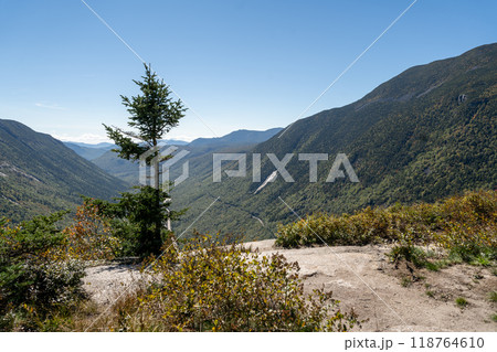 A beautiful view of mountains in White Mountain National Forest. A beautiful view of mountains in White Mountain National Forest. 118764610