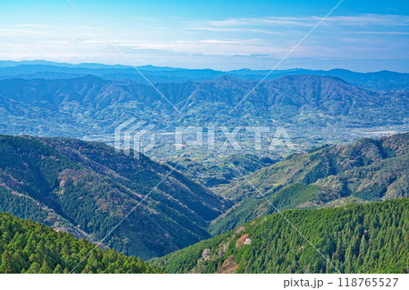 【和泉葛城山展望台からの風景】 大阪府貝塚市切畑 【和泉葛城山展望台からの風景】 大阪府貝塚市切畑 118765527