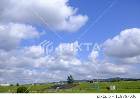 青空と雲 青空と雲 118767036
