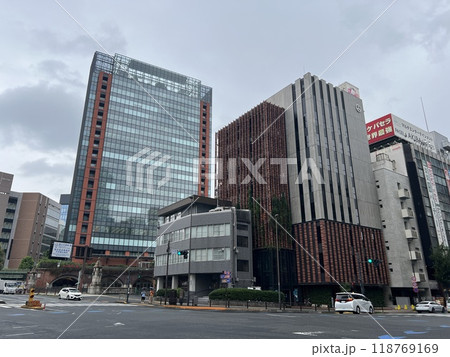 万世橋付近の街並み　万世橋出張所・区民館　JR神田万世橋ビル　マーチエキュート 118769169