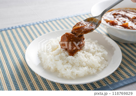 おいしいサバ缶カレーライス 118769829