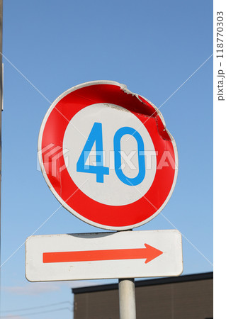 標識, 注意, 警告, 道路, 交通ルール, 道路標識, サイン, 交通, 案内, 屋外, 道,掲示 標識, 注意, 警告, 道路, 交通ルール, 道路標識, サイン, 交通, 案内, 屋外, 道,掲示 118770303