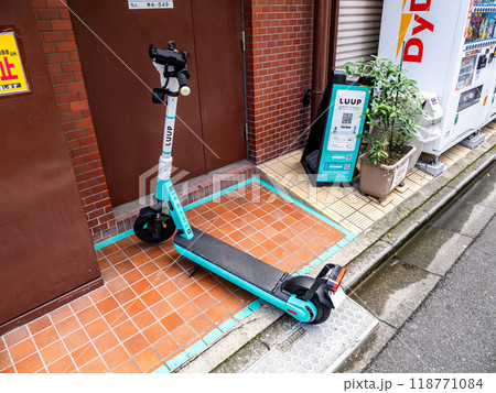【LUUP】スマホで予約・決済できる電動アシスト自転車・電動キックボードのシェアリングサービス 【LUUP】スマホで予約・決済できる電動アシスト自転車・電動キックボードのシェアリングサービス 118771084