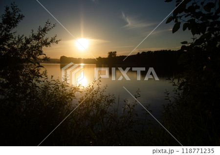 Sunset on the Fraser River, Mission, BC, Canada 118771235