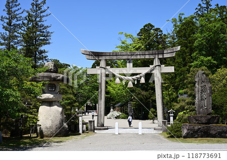 高瀬神社の鳥居 高瀬神社の鳥居 118773691