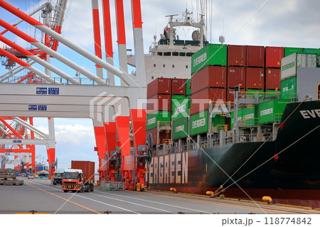 青海コンテナ埠頭　イメージ 118774842