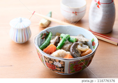 家庭料理の定番 煮物 118776376
