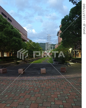 大阪産業大学 中庭 大阪産業大学 中庭 118777860