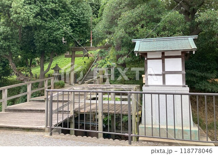 兵庫県指定文化財 猪名野古墳群を代表する御願塚古墳 前方後円墳 兵庫県指定文化財 猪名野古墳群を代表する御願塚古墳 前方後円墳 118778046