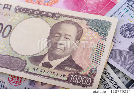 たくさんのお金 たくさんのお金 118779214