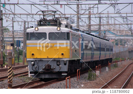 団体列車としてJR常磐線を走行するEF81-92号機牽引の12系客車編成列車_2009/6/29撮影 118780002