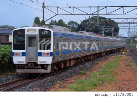 長編成を組んでJR常磐線を走行する415-1500系電車_2009/8/30撮影 長編成を組んでJR常磐線を走行する415-1500系電車_2009/8/30撮影 118780003