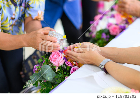 Thai New Year celebration, Rot Nam Dam Hua, traditional celebration of elders. Songkran ceremony. 118782202
