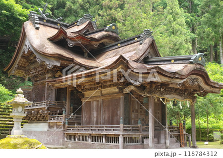 紙祖神 岡太神社・大瀧神社　下宮の社殿 118784312