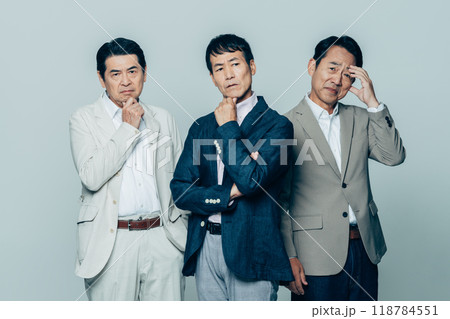 ミドルの男性 118784551