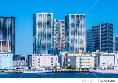 日本の東京都市景観 東京・晴海などのタワーマンションを望む 日本の東京都市景観 東京・晴海などのタワーマンションを望む 118784560