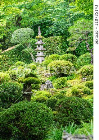 京都市左京区大原来迎院町　三千院（声明発祥の地）　聚碧園（池泉観賞式庭園） 118785143