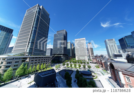 東京　丸の内のオフィス街 118786628