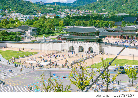 Aerial panoramic of Gyeongbokgung palace and the Blue House , Seoul, South Korea 118787157