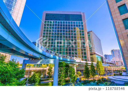 日本の東京都市景観 9月。汐留のオフィス街などを望む 118788546