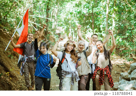 group young traveler happy complete trekking journey group young traveler happy complete trekking journey 118788841
